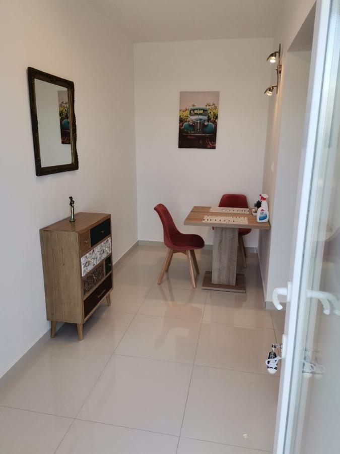 מורטר Apartmani Daniela מראה חיצוני תמונה